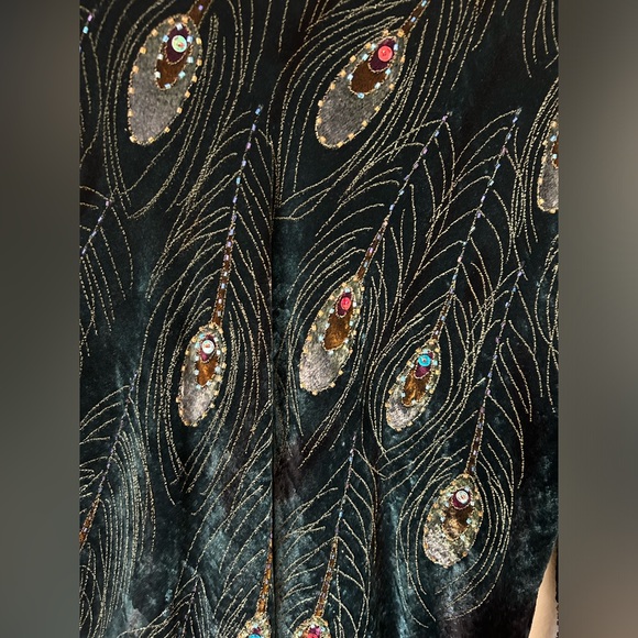 Gorgeous Blouse Tops Poncho Style Rich Velvet, Peacock embroidery beaded tassels - Picture 7 of 9